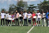 PRESTASI - Para pemenang Piala Soeratin U-15 saat berfoto bersama. (Foto: RA)