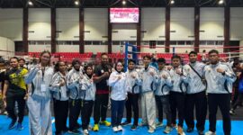 JUARA - Kontingen Muaythai Kalsel saat mengikuti Kejurnas dan meraih enam emas. (Foto: Elsa Pratiwi) 