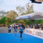 BERLARI - Para peserta BDC berlari untuk menuntaskan challenge (foto: Budiono)