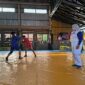 DUEL - Dua atlet muda Sambo bertanding dalam Kejuaraan Sambo Wali Kota Cup 2026 di Banjarmasin. (Foto:RA)
