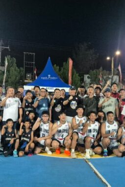 Dibuka Langsung Oleh Rahmat Trianto, Turnamen Bupati Cup Basketball Resmi Bergulir